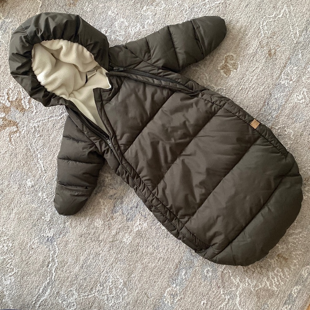 H&M infant bunting 0-2 months dark greenish gray